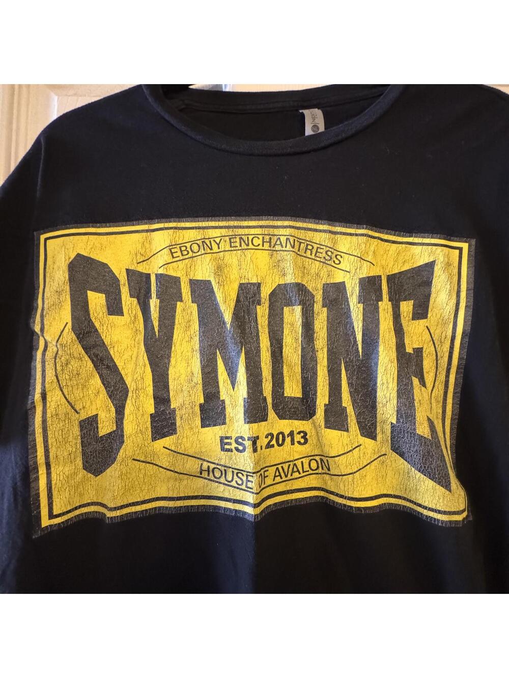 Symone Drag Queen Ebony Enchantress House of Avalon Graphic T-Shirt Large